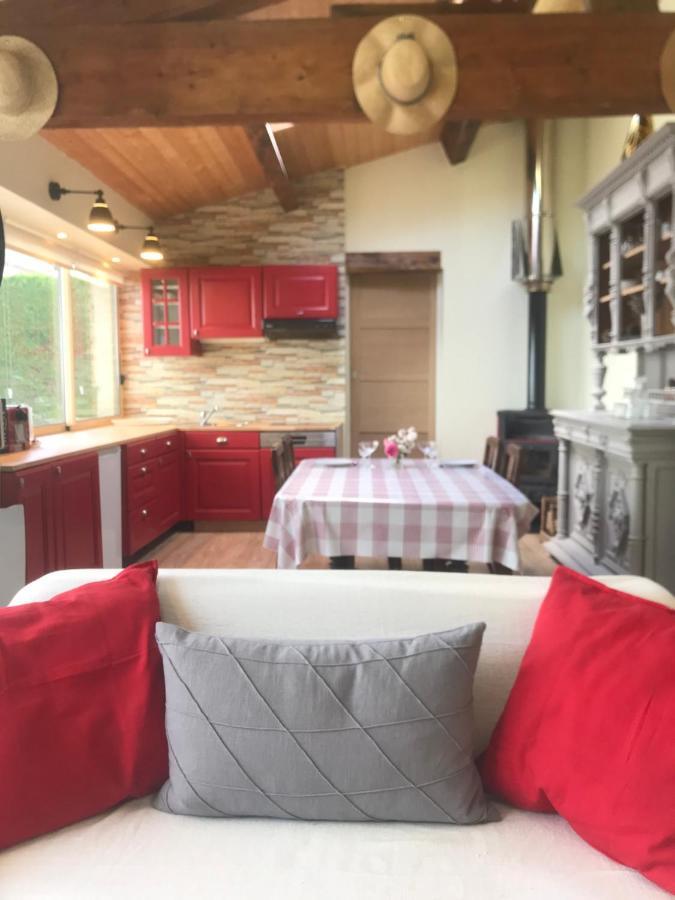 - Le Patio - Calme, Chaleureux, Unique Διαμέρισμα Μπεζανσόν Εξωτερικό φωτογραφία